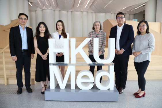 Members of the research team from HKUMed include: (from left to right) Professor Ian Wong Chi-kei, Lo Shiu Kwan Kan Po Ling Professor in Pharmacy, Head of the Department of Pharmacology and Pharmacy, Director of Centre for Safe Medication Practice and Research, HKUMed, and Lead Scientist of the Laboratory of Data Discovery for Health (D24H); Dr Luo Shan, Research Assistant Professor of the School of Public Health, HKUMed; Huang Yuan, Director of Technology Transfer of Hong Kong Quantum AI Lab; Dr Mary Schooling, Honorary Associate Professor and Cluster Leader (Non-communicable Diseases in Global Health), School of Public Health, HKUMed; Dr Ryan Au Yeung Shiu-lun, Assistant Professor of the School of Public Health, HKUMed; and Dr Celine Chui Sze-ling, Assistant Professor of School of Nursing and School of Public Health, HKUMed, and Co-Principal Investigator of D24H.
 